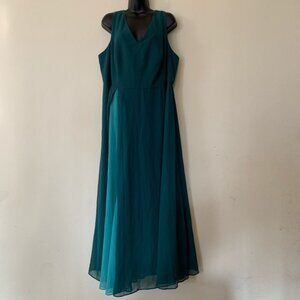 ModCloth Liza Luxe Green Peekaboo Slit Maxi Dress/Gown in EUC